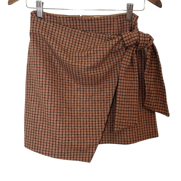 Aritzia Wilfred Wrap- Front Skirt- Size 2 - Picture 2 of 9